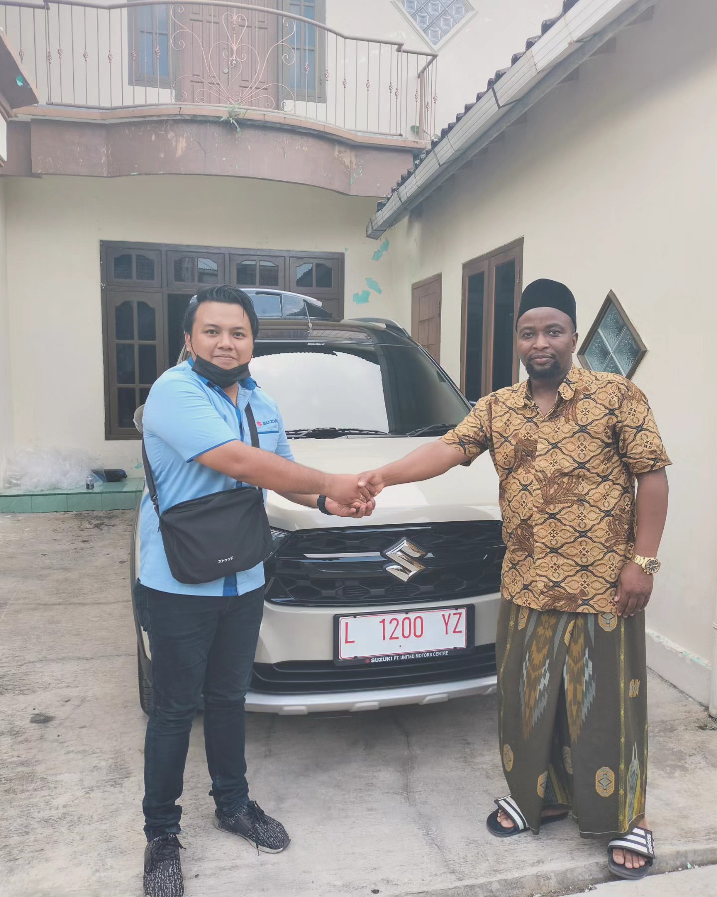 Suzuki Jember - Terimakasih atas pembelian New XL7 Alpha Hybrid AT warna Spesial Dummy Savanna Ivory Two tone.