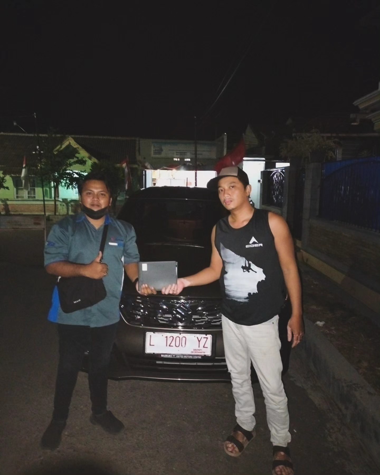 Suzuki Jember - Terimakasih atas pembelian Suzuki New Ertiga GL konsumen terbaik juragan beras situbondo